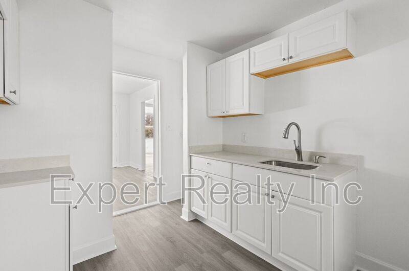 House for rent at 9036 Beverly Dr N, Birmingham, AL 35206