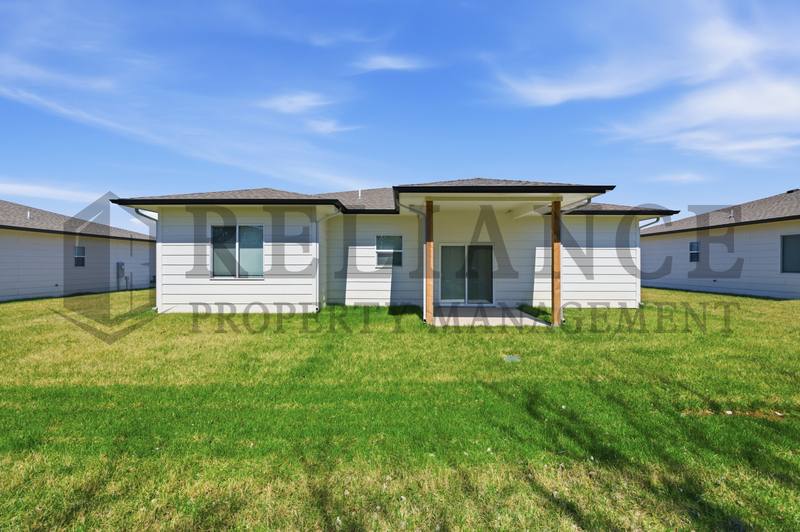 House for rent at 519 E Elmwood St, Valley Center, KS 67147