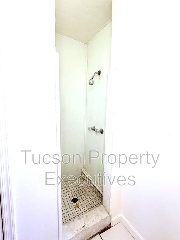 Apartment for rent at 1951 E Benson Highway 6, Tucson, AZ 85714