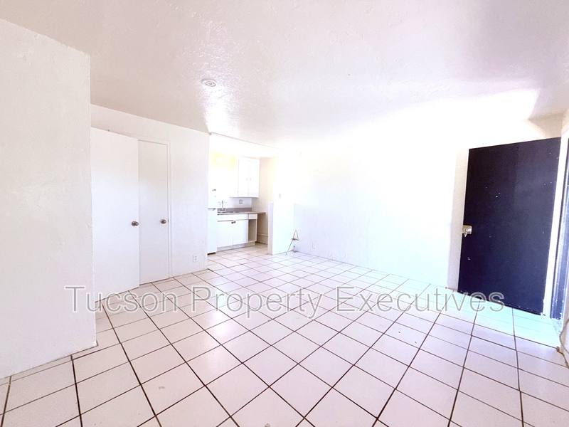 Apartment for rent at 1951 E Benson Highway 6, Tucson, AZ 85714