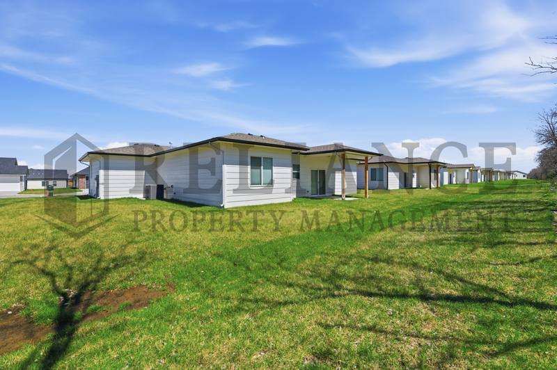 House for rent at 701 E Elmwood St, Valley Center, KS 67147