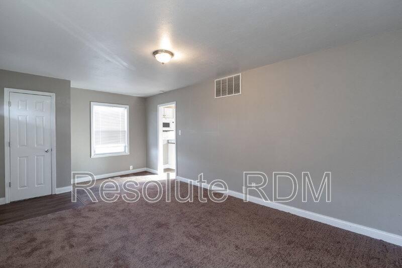 House for rent at 7955 E 49th St, Indianapolis, IN 46226