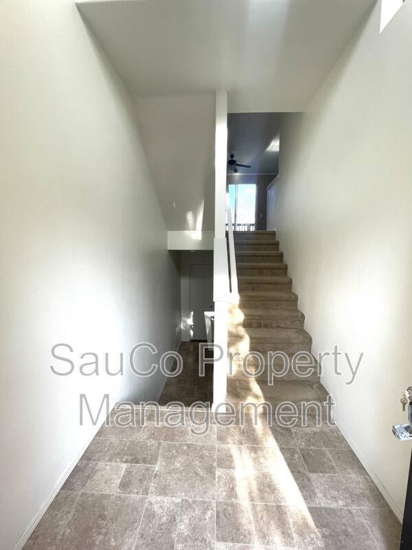 Townhouse for rent at 20715 NW Painted Mountain Dr, Beaverton, OR 97006