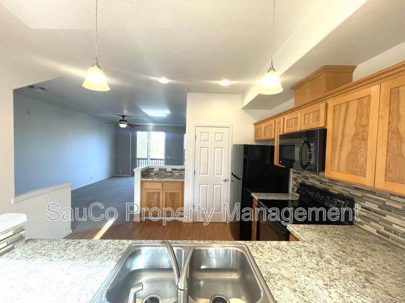 Townhouse for rent at 20715 NW Painted Mountain Dr, Beaverton, OR 97006