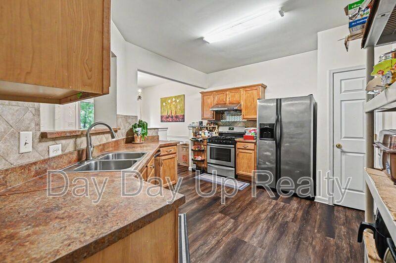 House for rent at 1357 Upshur Place NE, Buford, GA 30519