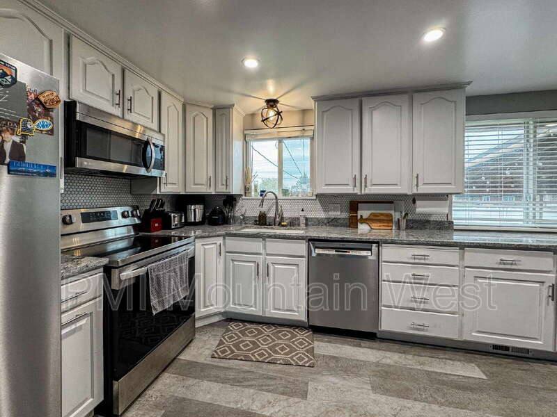 House for rent at 714 W 850 S, Woods Cross, UT 84087