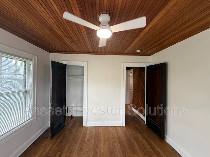 House for rent at 4132 Eaton St - 2nd Floor, Kansas City, KS 66103