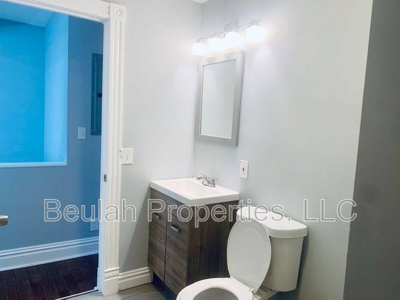 Apartment for rent at 2409 S 12th St #3F, Saint Louis, MO 63104