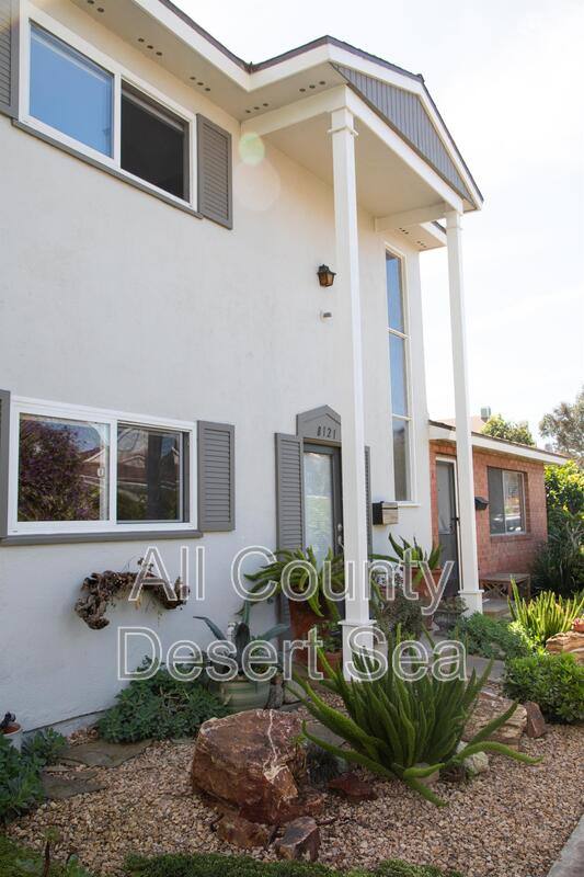 House for rent at 8121 Foxhall Dr, Huntington Beach, CA 92646