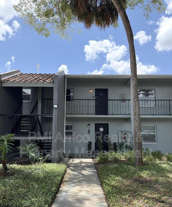 Condo for rent at 2812 Somerset Park Dr #203, Tampa, FL 33613