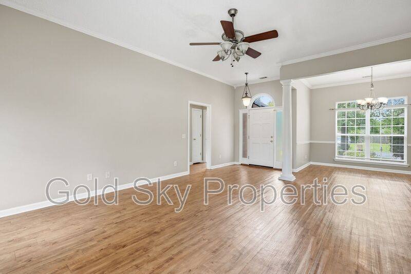House for rent at 124 Hall St, Richmond Hill, GA 31324