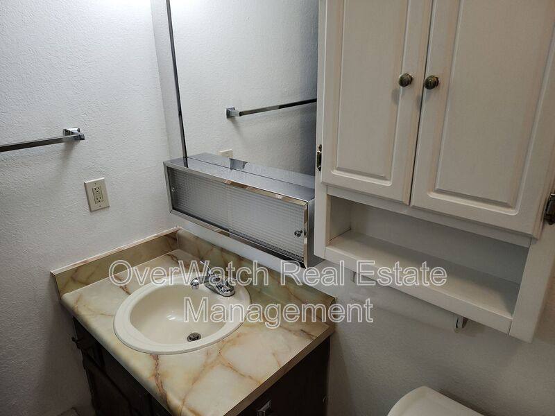 Apartment for rent at 1545 Northview Dr #F4, Anchorage, AK 99504