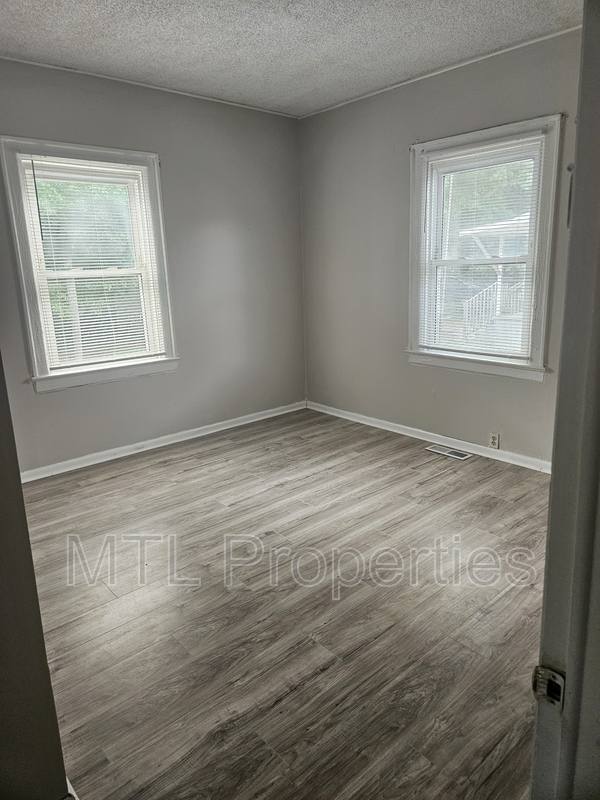 House for rent at 211 N King St, Gastonia, NC 28052