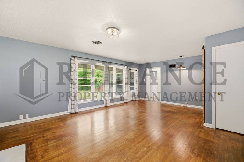 House for rent at 1458 N Old Manor Rd, Wichita, KS 67208