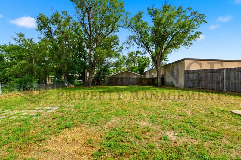 House for rent at 6021 W Newell St, Wichita, KS 67212