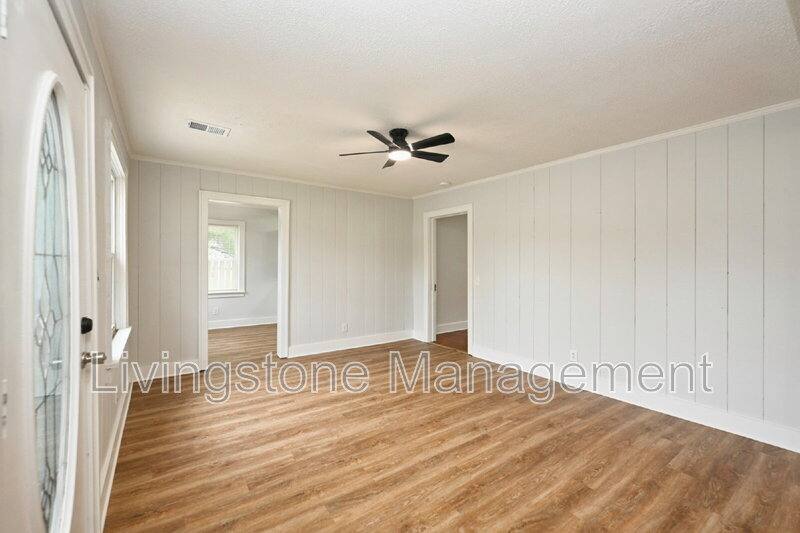 House for rent at 872 W Albert Gallatin Ave, Gallatin, TN 37066