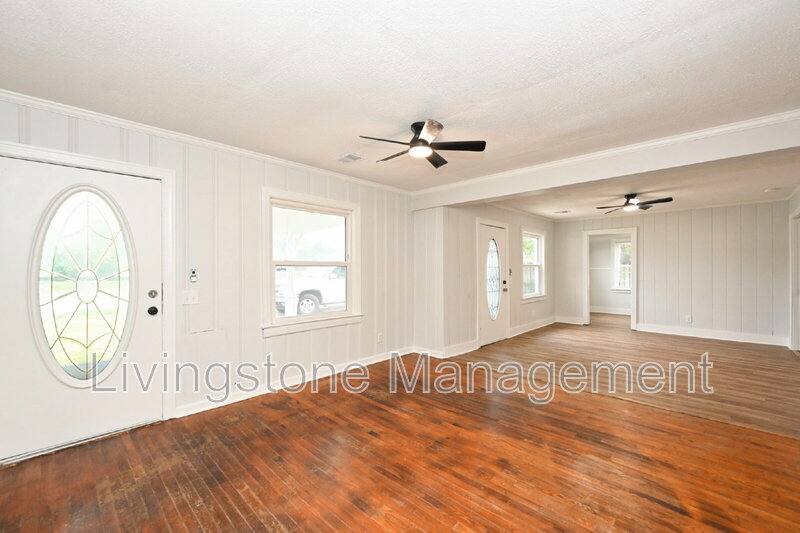 House for rent at 872 W Albert Gallatin Ave, Gallatin, TN 37066