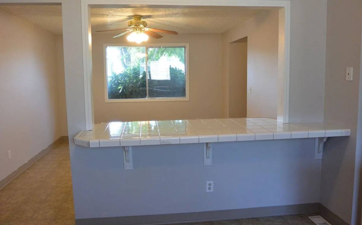 House for rent at 1105 N Parkway Ave, Battle Ground, WA 98604