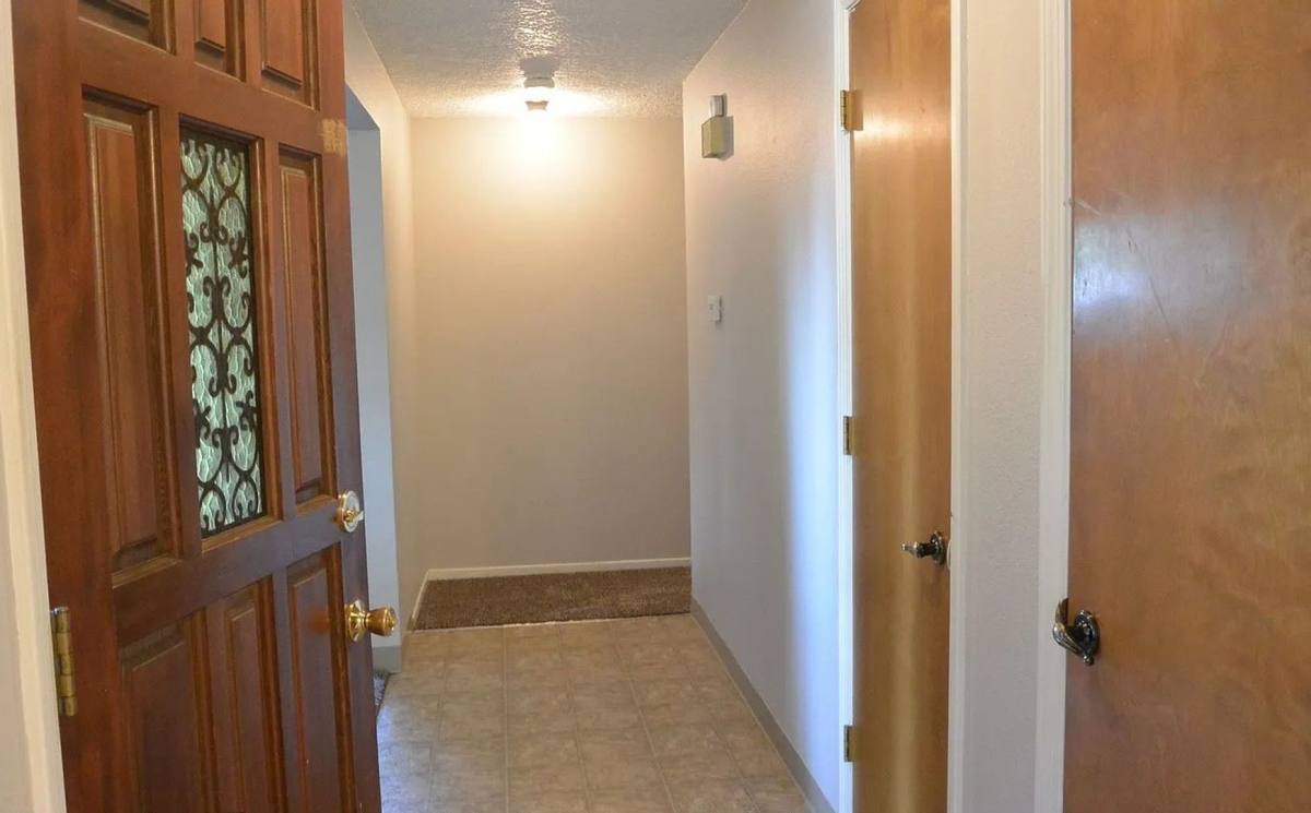 House for rent at 1105 N Parkway Ave, Battle Ground, WA 98604