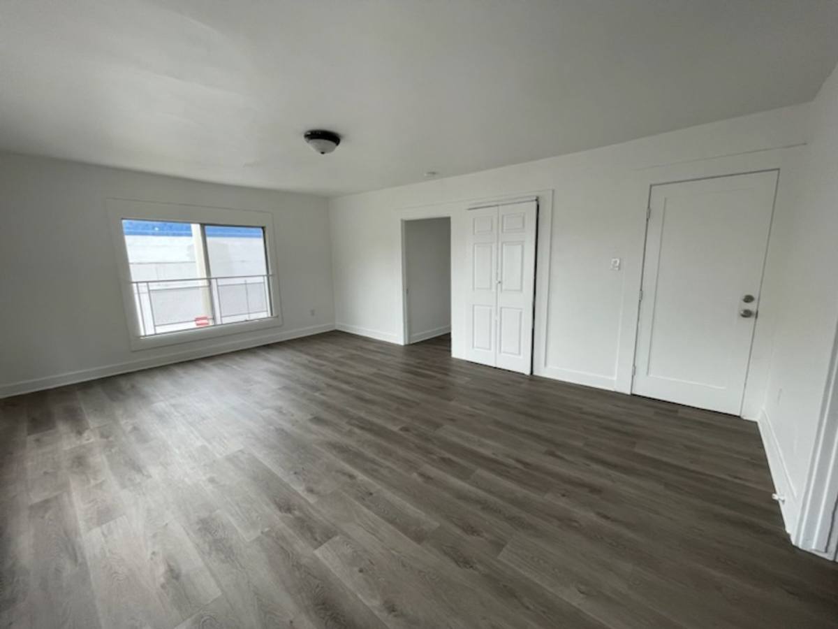 Apartment for rent at 7777 Santa Monica Blvd, Los Angeles, CA 90046