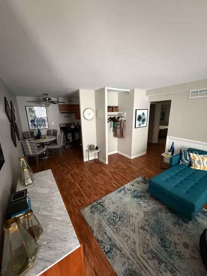 Apartment for rent at 1599 Presidential Dr, Columbus, OH 43212