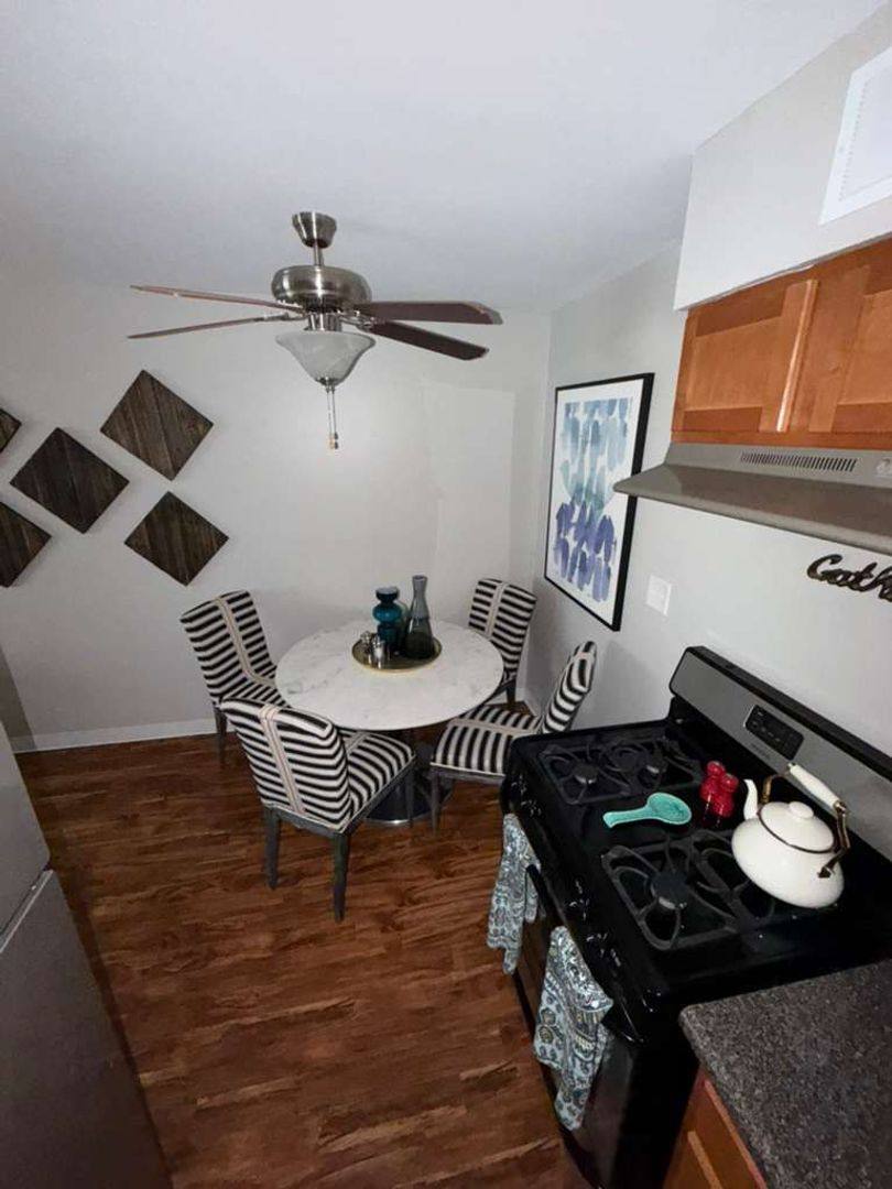 Apartment for rent at 1599 Presidential Dr, Columbus, OH 43212