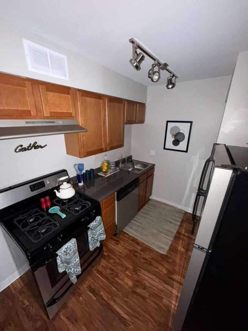 Apartment for rent at 1599 Presidential Dr, Columbus, OH 43212