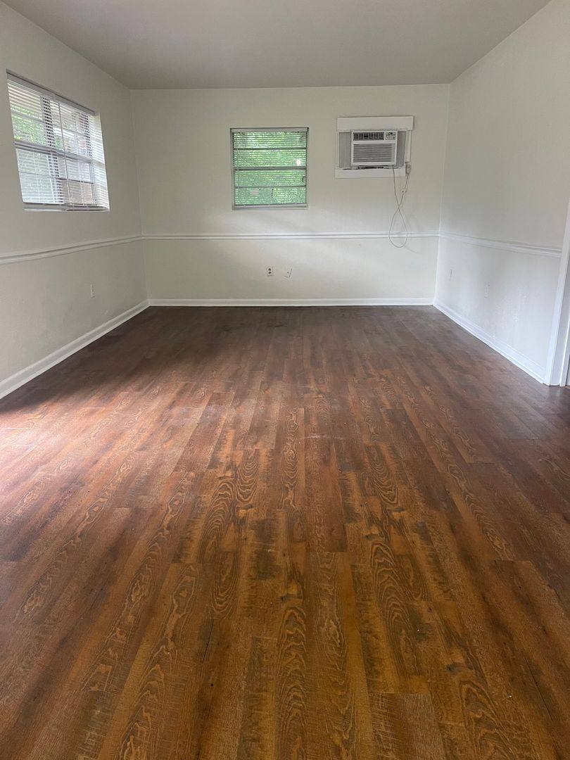 Apartment for rent at 2412-B Airport Dr, Athens, GA 30605