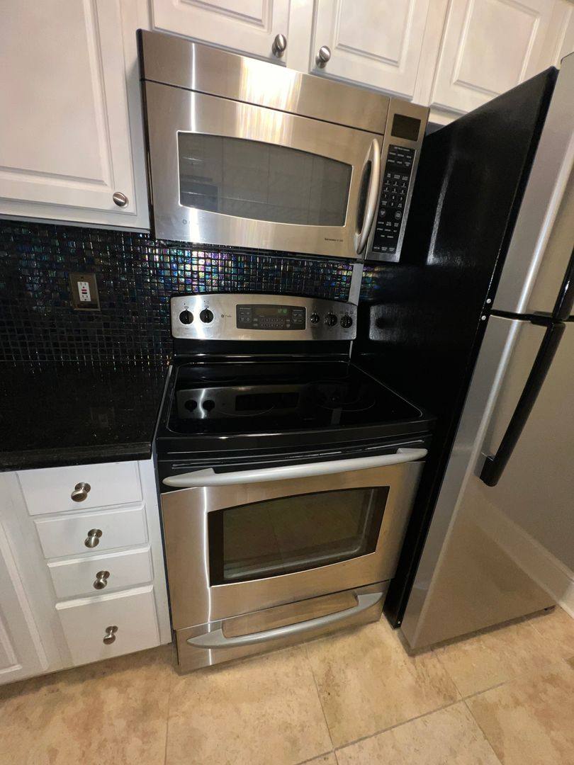 Condo for rent at 7734 Meadow Rd #221, Dallas, TX 75230