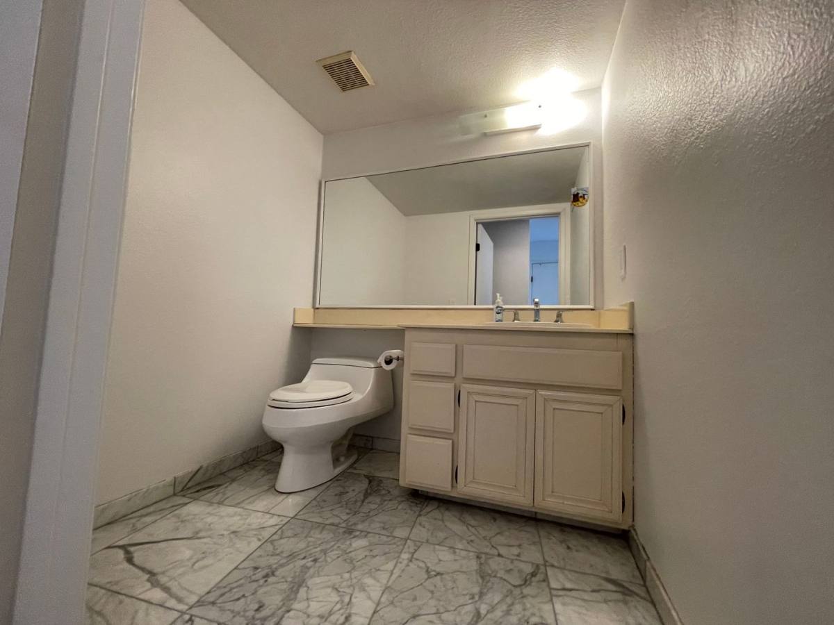 Townhouse for rent at 8009 Caminito Gianna, La Jolla, CA 92037