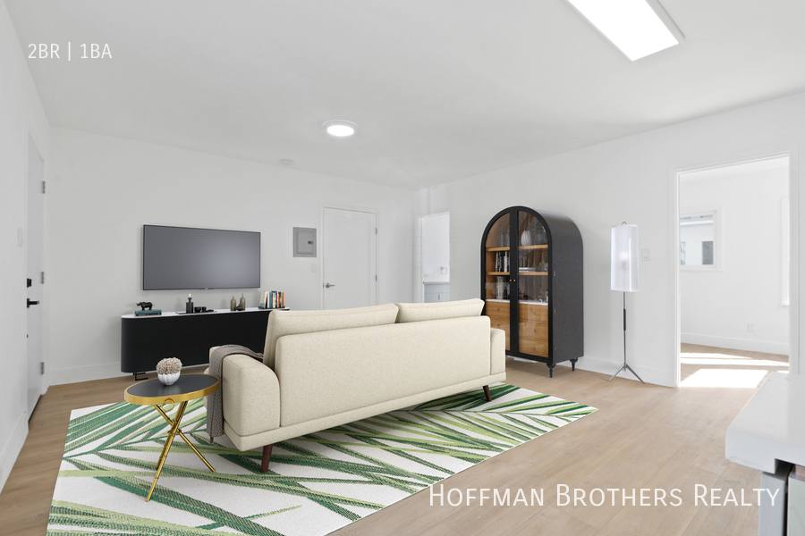 Apartment for rent at 316 1 2 Columbia Ave, Los Angeles, CA 90017