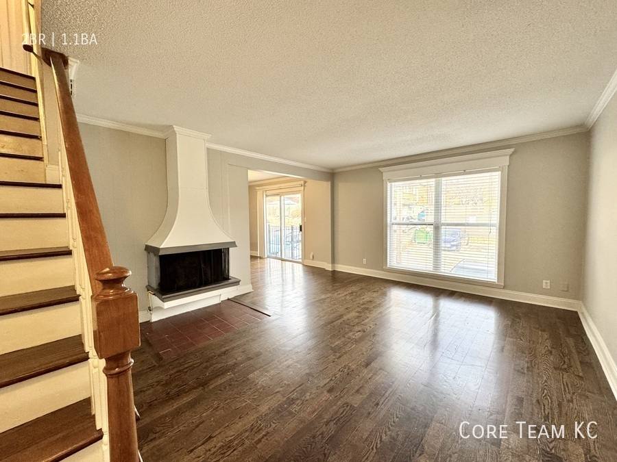 Townhouse for rent at 4427 Holly St #C, Kansas City, MO 64111