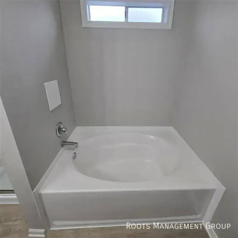 Apartment for rent at 15871 Clarke Springs Dr #15871C, Houston, TX 77053