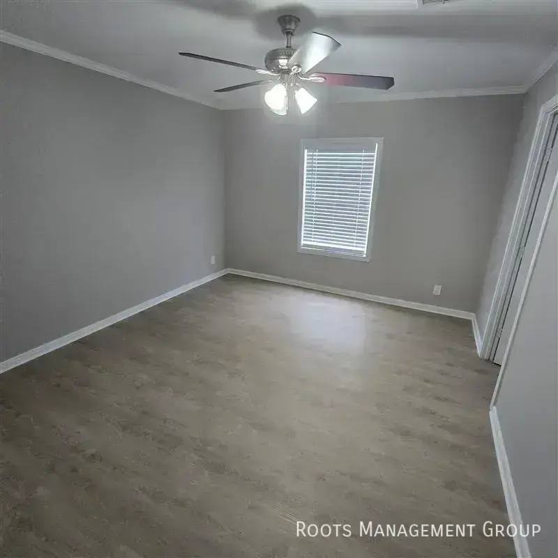 Apartment for rent at 15871 Clarke Springs Dr #15871C, Houston, TX 77053
