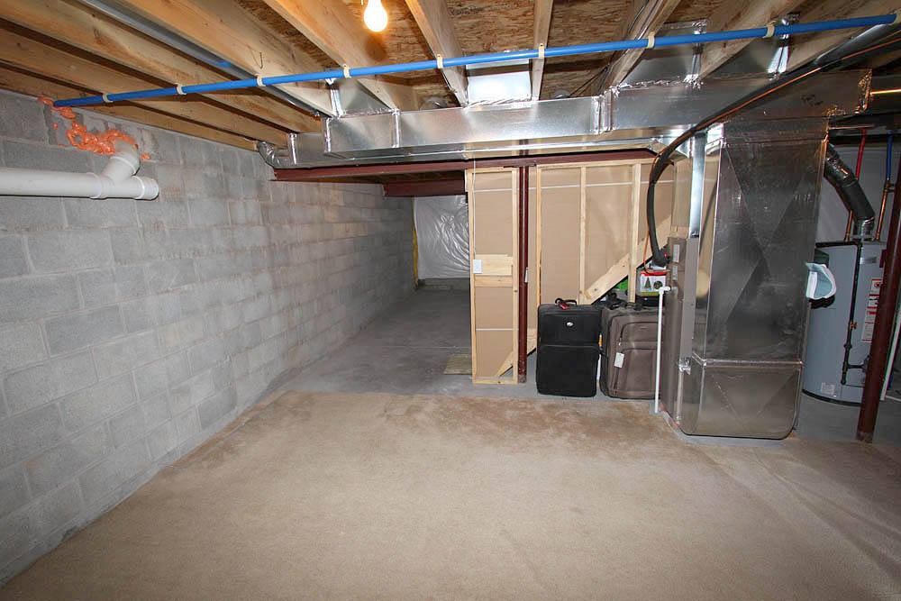 Townhouse for rent at 3395 Union St, North Chili, NY 14514