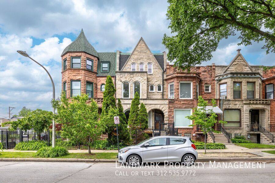 House for rent at 4758 S Champlain Ave, Chicago, IL 60615