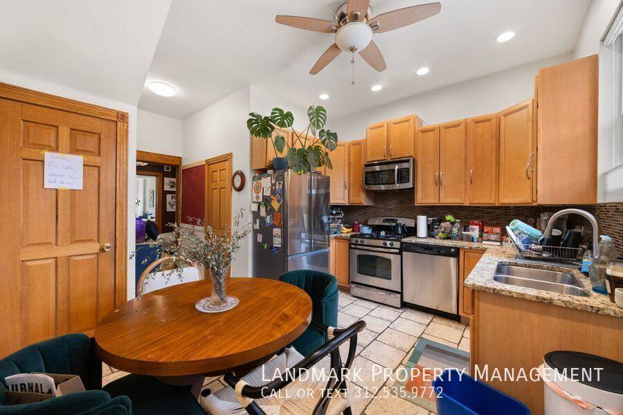 House for rent at 4758 S Champlain Ave, Chicago, IL 60615