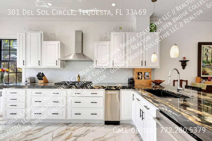Townhouse for rent at 301 Del Sol Circle, Jupiter, FL 33469