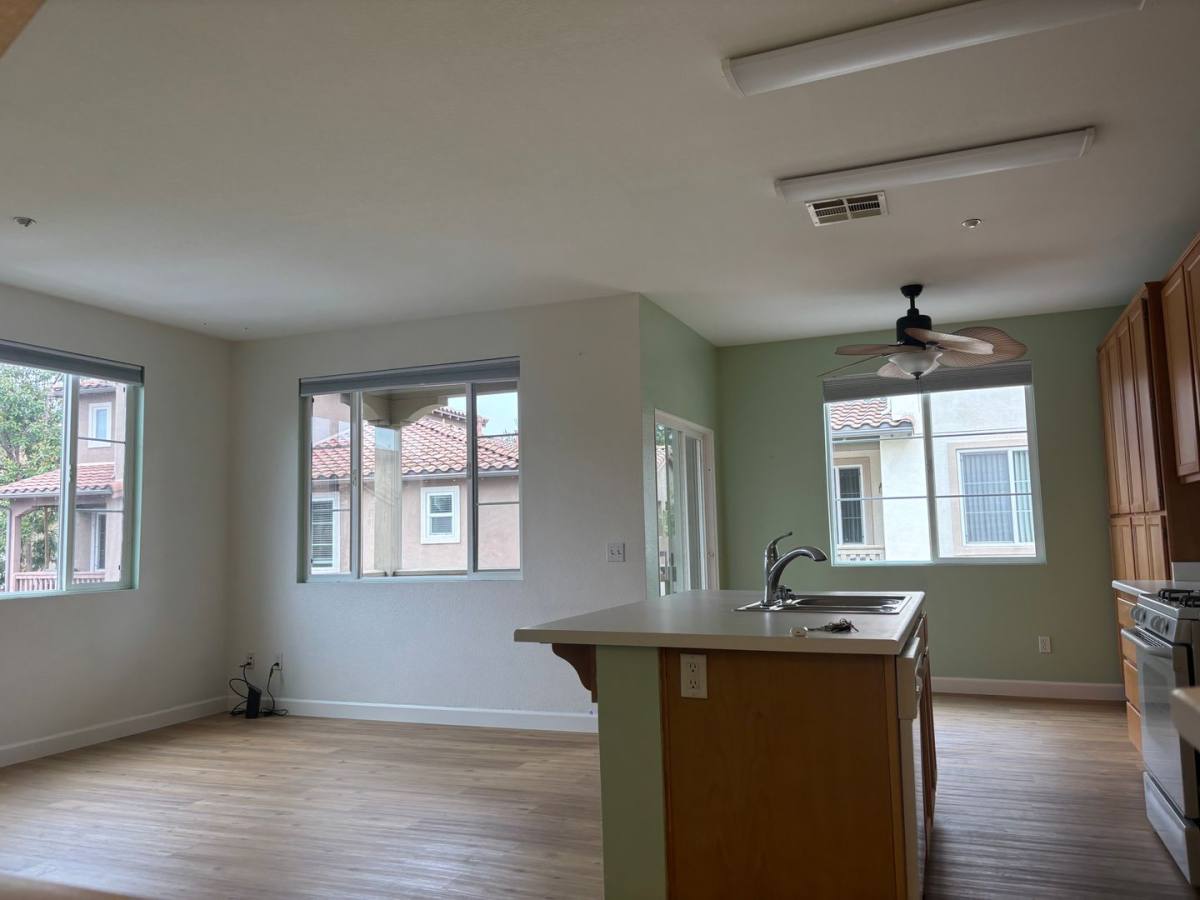 Townhouse for rent at 2364 Calle Sabroso, Chula Vista, CA 91914