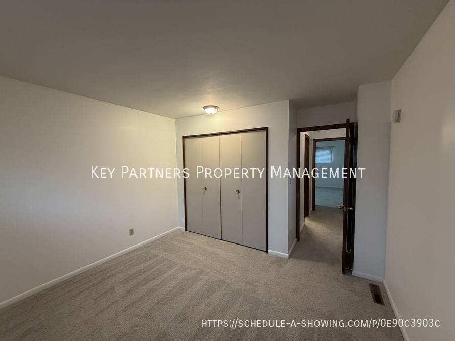 Townhouse for rent at 6524 W 51st St, Mission, KS 66202
