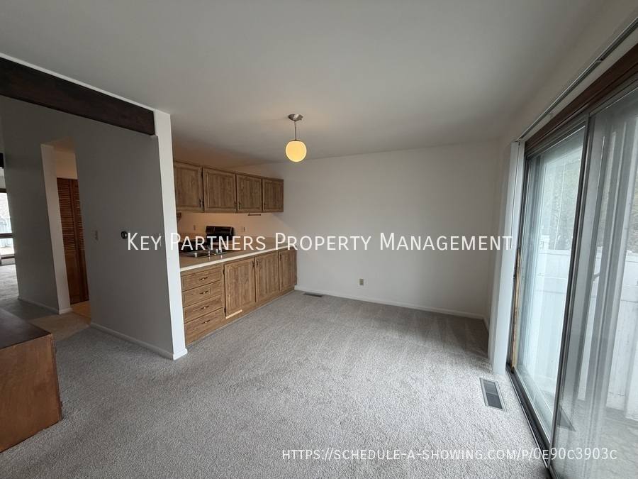 Townhouse for rent at 6524 W 51st St, Mission, KS 66202