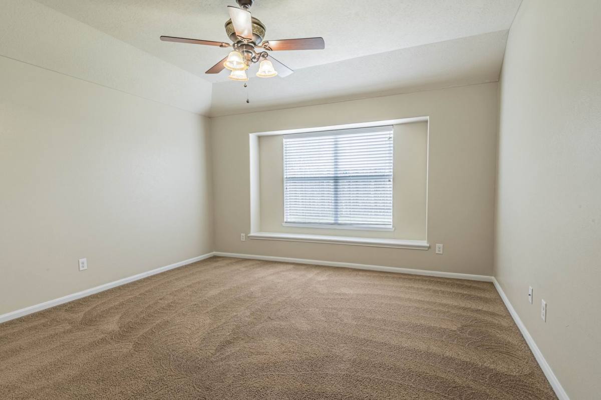 House for rent at 3318 Cactus Heights Lane, Pearland, TX 77581