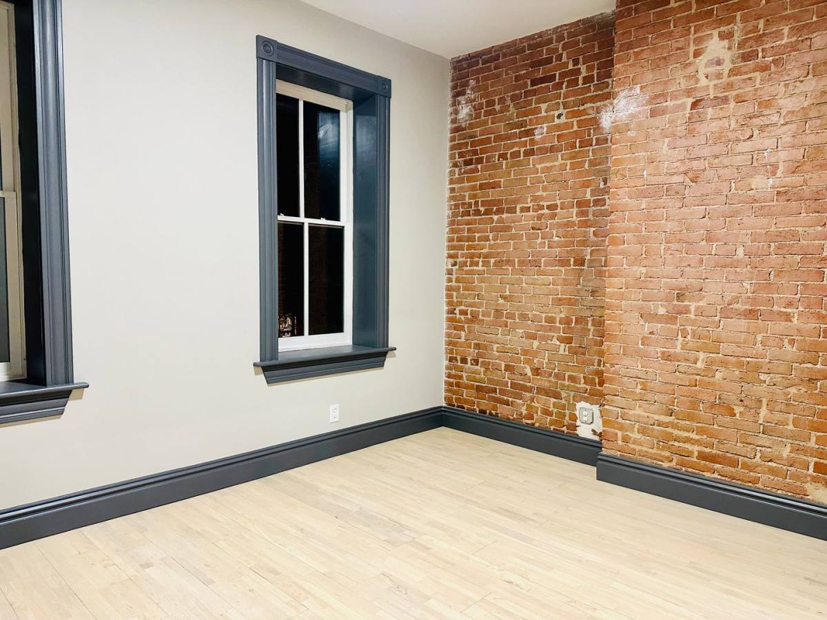 Apartment for rent at 1952-1954 Cherokee St, Saint Louis, MO 63118