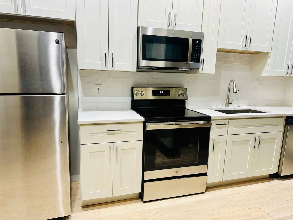 Apartment for rent at 1952-1954 Cherokee St, Saint Louis, MO 63118