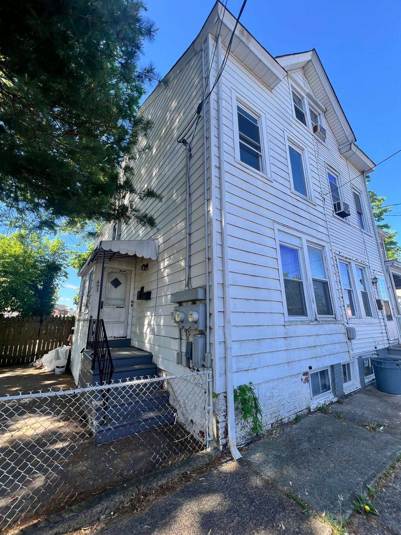 Apartment for rent at 403 Cummings Ave, Trenton, NJ 08611