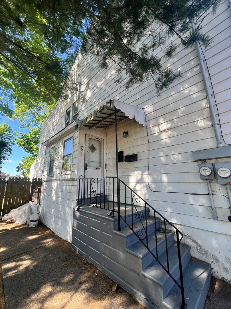 Apartment for rent at 403 Cummings Ave, Trenton, NJ 08611