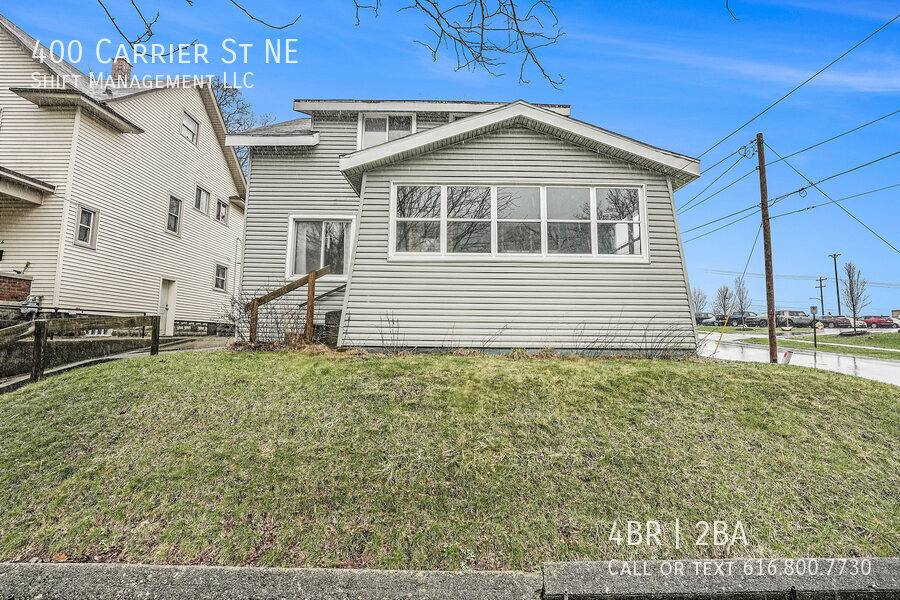 House for rent at 400 Carrier St NE, Grand Rapids, MI 49505