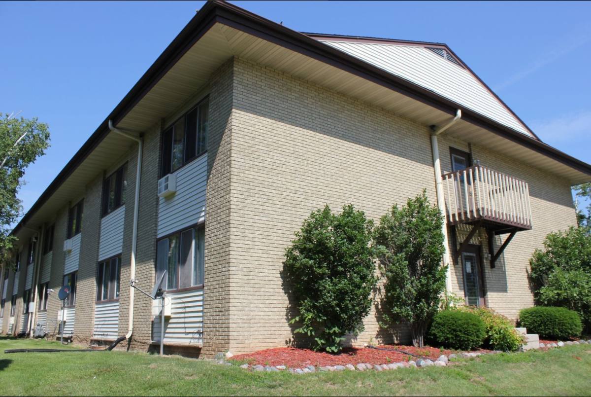 Apartment for rent at 1007 School Ave, Sheboygan, WI 53083