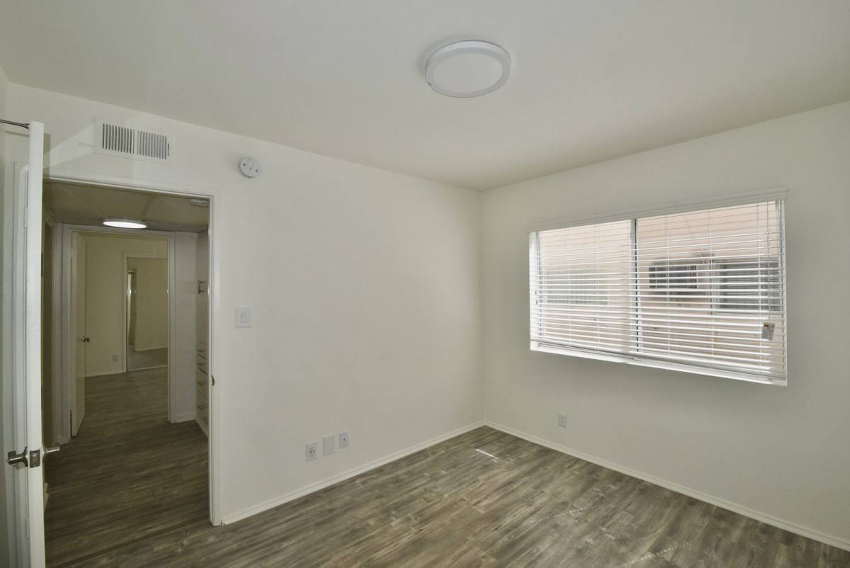 Apartment for rent at 14706 Dickens St, Sherman Oaks, CA 91403