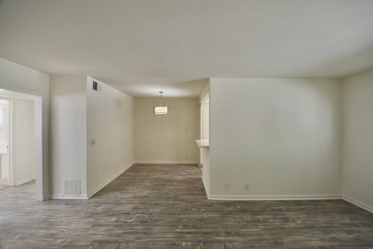 Apartment for rent at 14706 Dickens St, Sherman Oaks, CA 91403